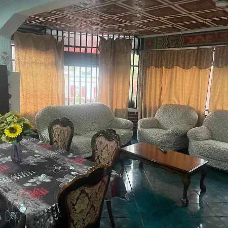 Departamento Emperador Apartment